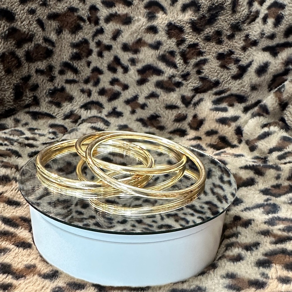 Elegant Gold Bangle Set
